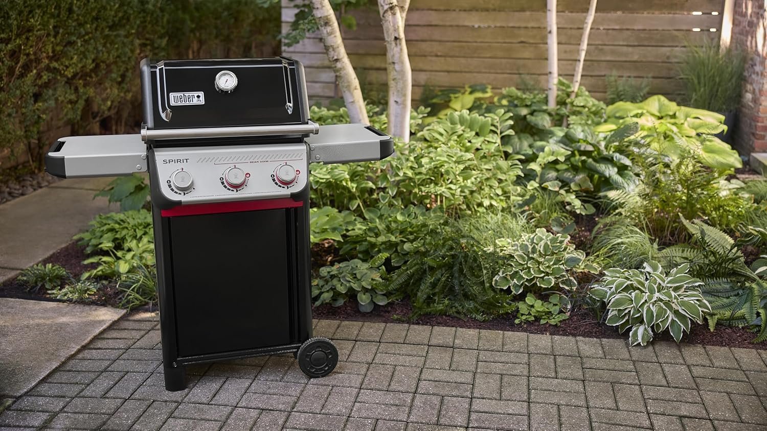Weber Spirit E-325 Gas Grill - Image 4