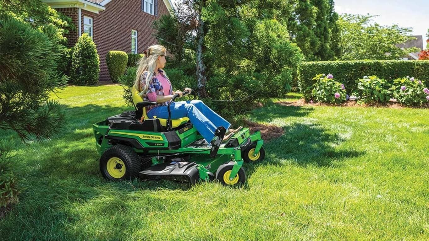 Z20R ZTrak™ Mower with 42-in. Deck - Image 2